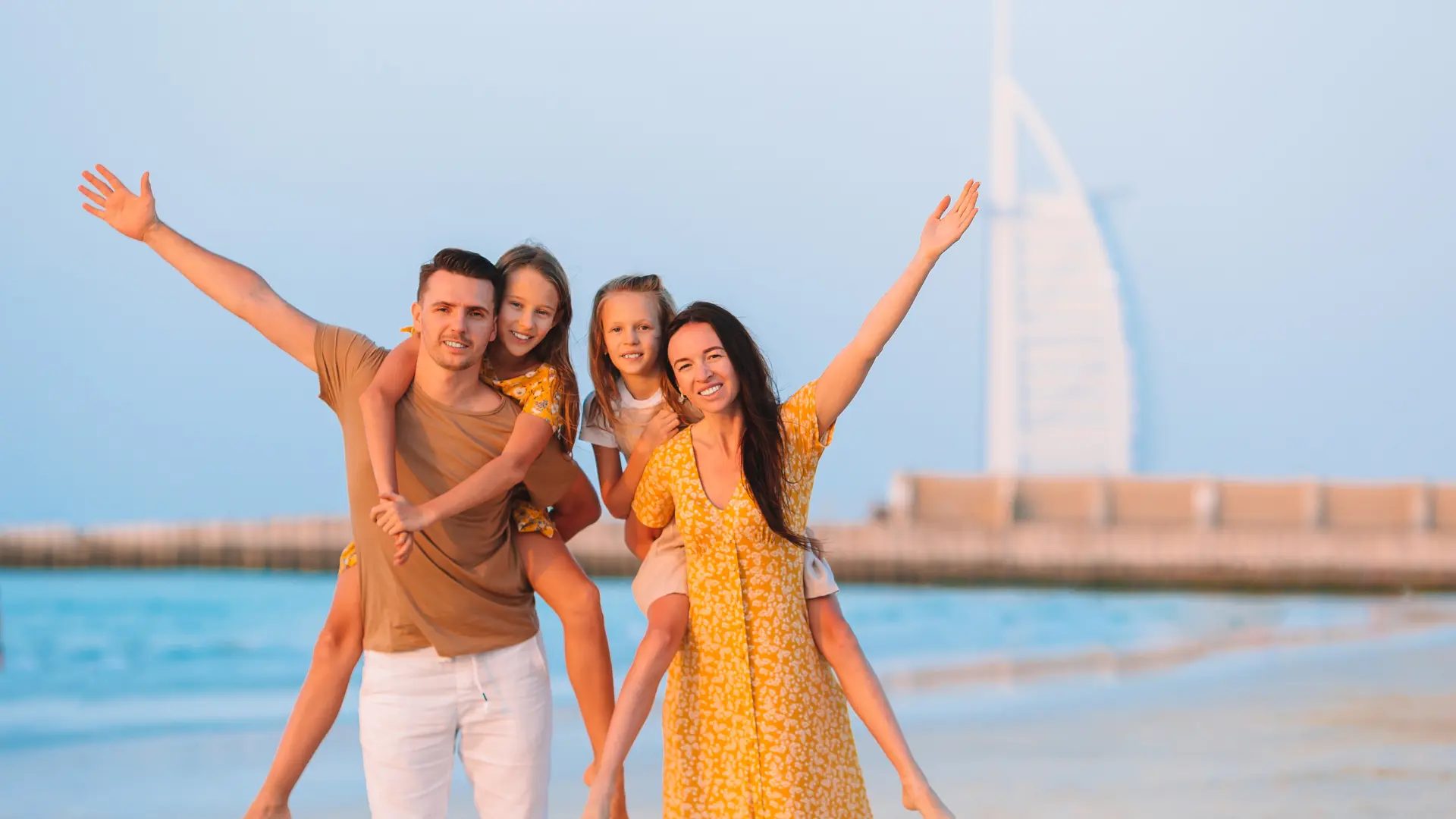 living-in-dubai-with-family